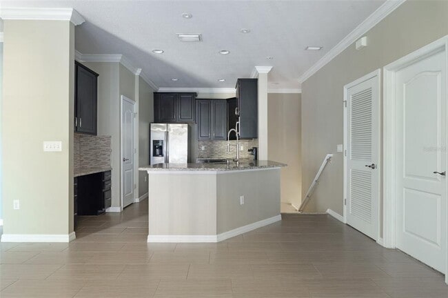 Building Photo - 7001 Interbay Blvd