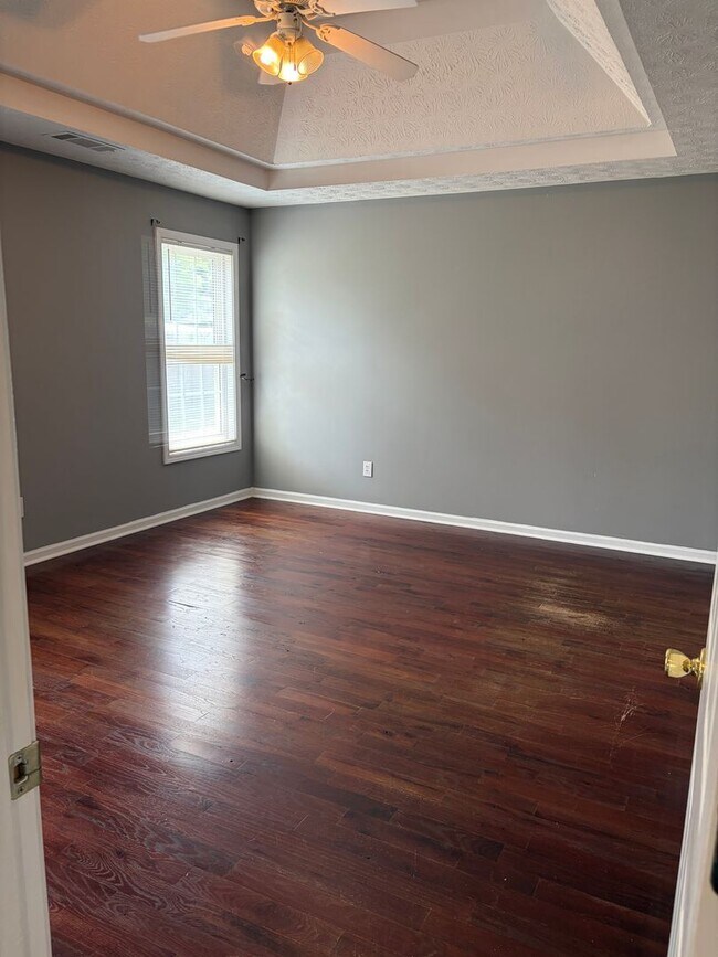 Building Photo - Beautiful Home with Finished Basement