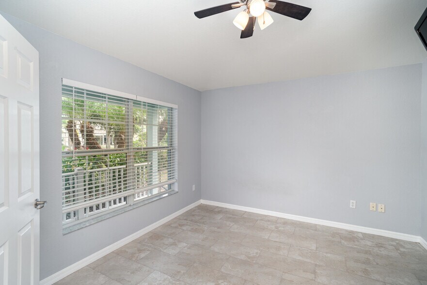 Building Photo - 10833 Standing Stone Dr