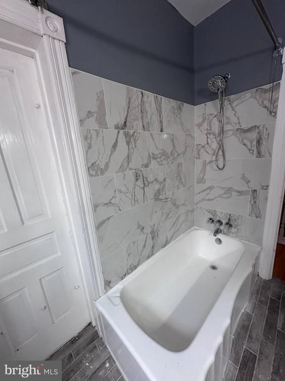Building Photo - 538 N 58th St