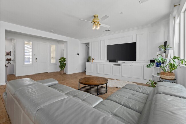 Building Photo - 14222 Barbon Beck Ave