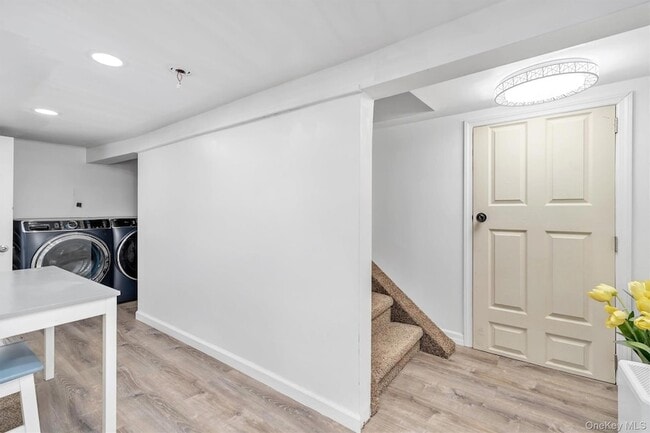 Building Photo - 159 Southside Ave