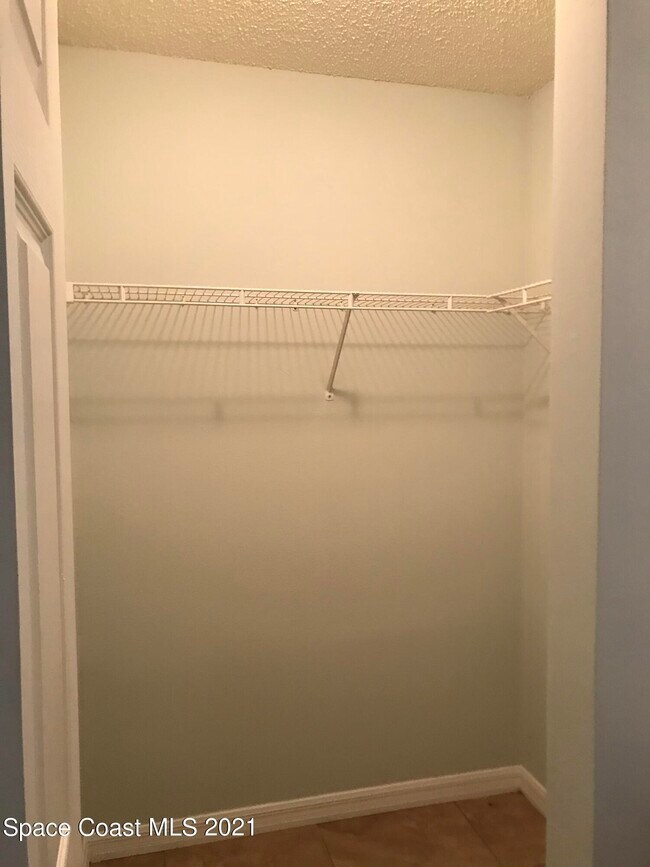 Building Photo - 3006 Alice St