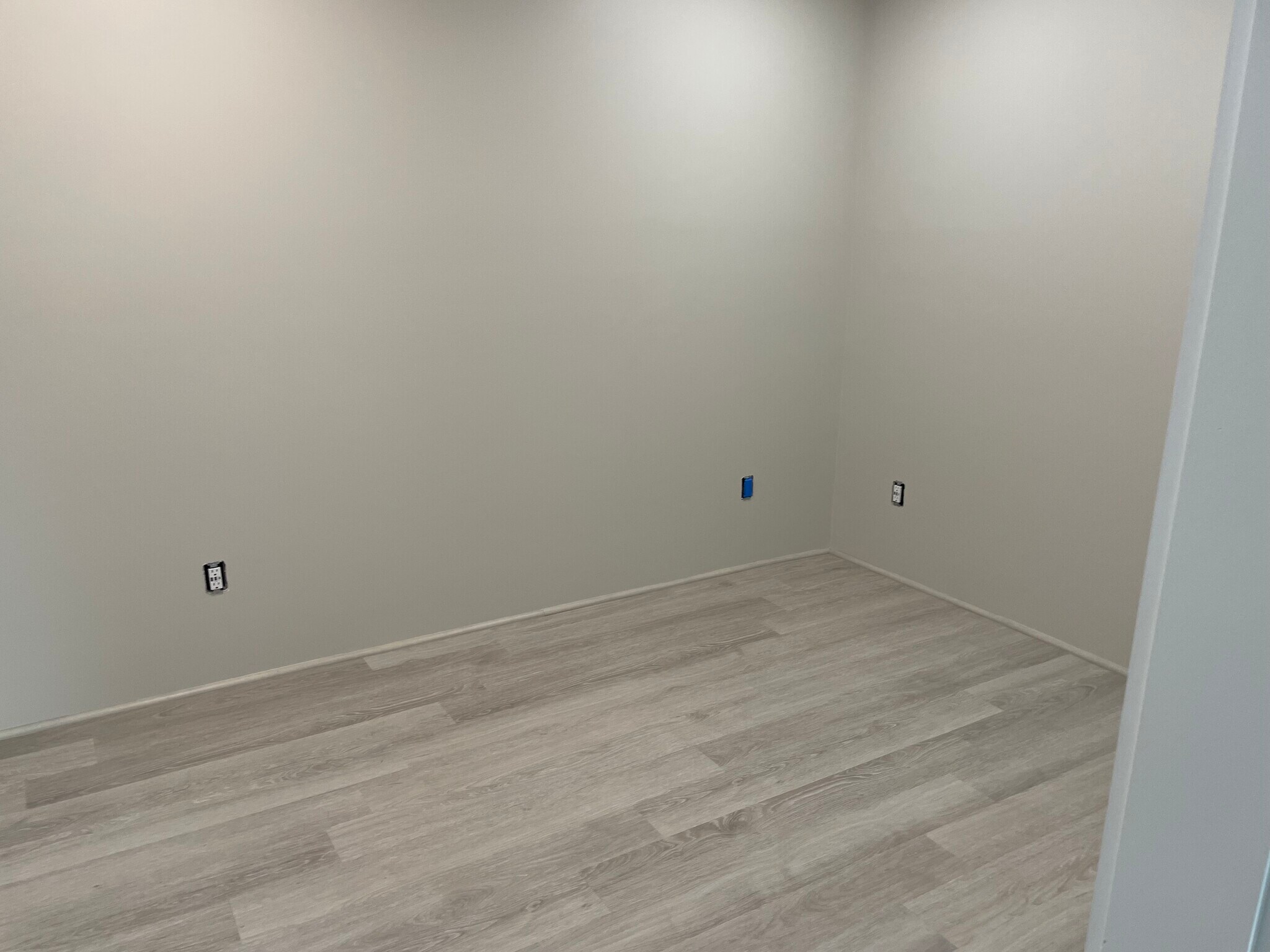 Building Photo - 72 Highview Ave