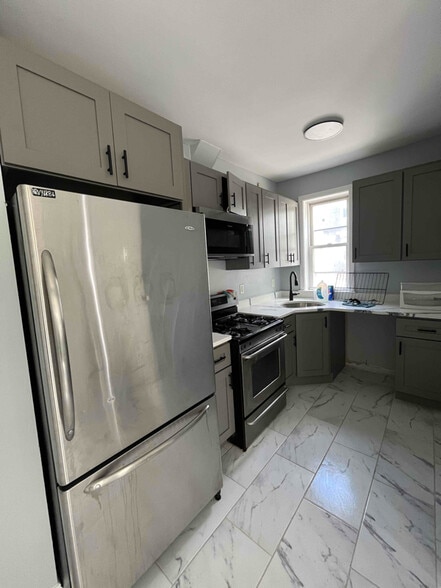 Building Photo - 246 Federal St