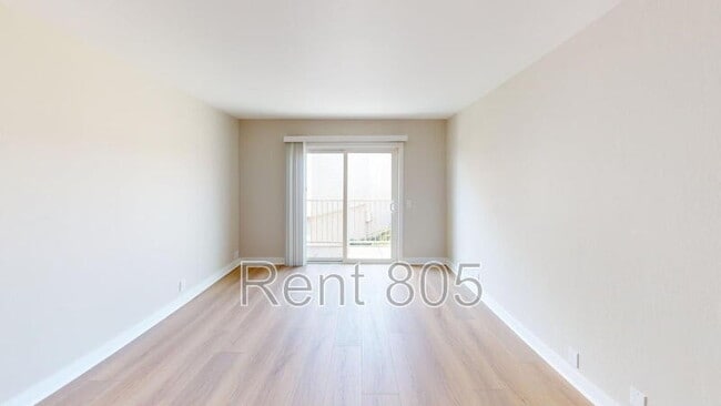 Building Photo - 309 E Surfside Dr