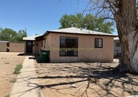 Building Photo - 2 Bedroom, 1 Bath