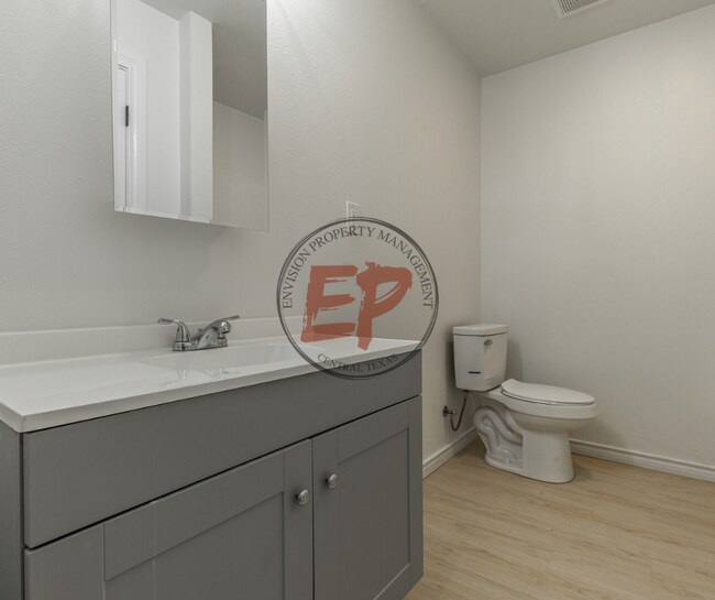 Building Photo - 207 Joel Hooper Dr