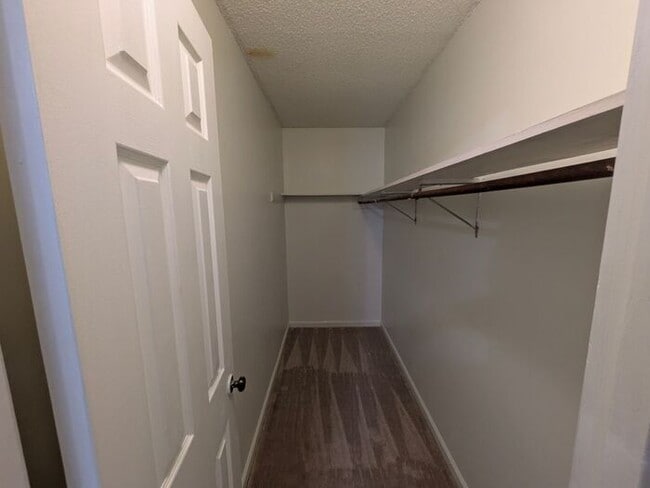 Building Photo - 1107 Quail Ct W