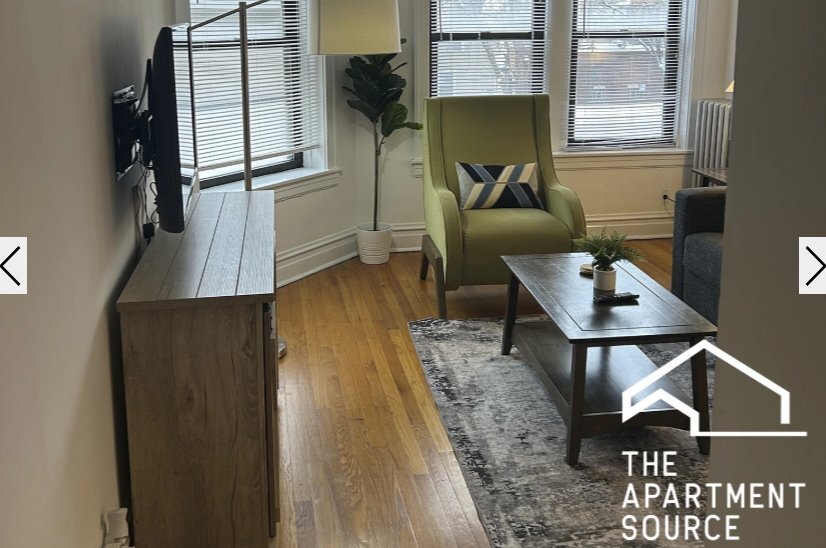 Building Photo - 1911 W Larchmont Ave