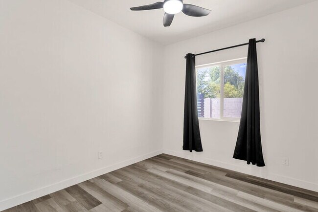 Building Photo - Brand NEW house built this year in Uptown Phx