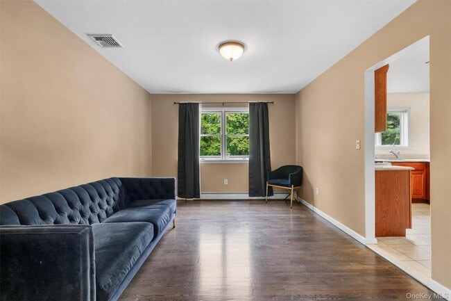 Building Photo - 14 Cheesecote Ct