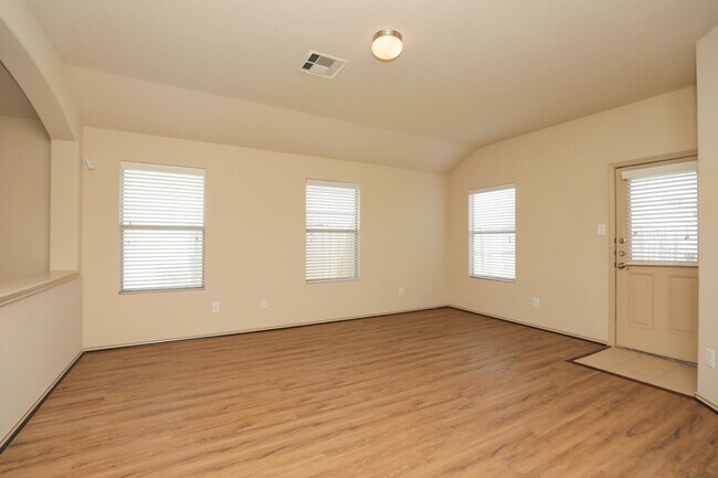 Building Photo - 20427 Shiloh Mist Ln
