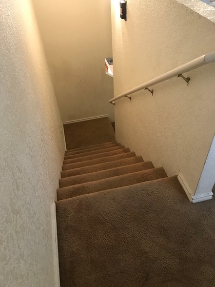 Building Photo - 9910 Amber Ledge