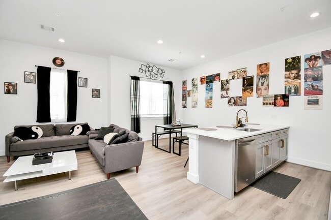 Building Photo - 4610 Indie Hts Ln