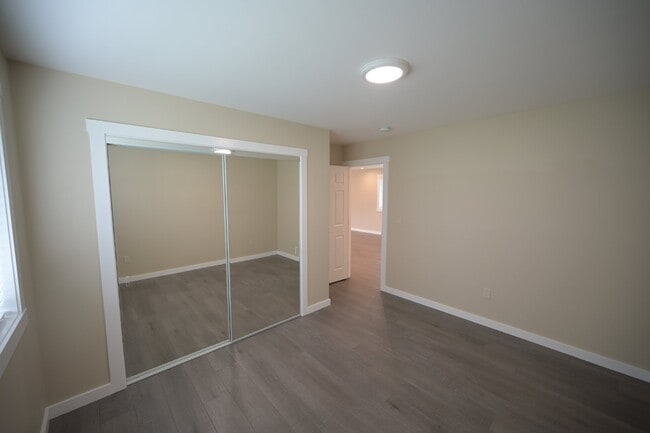 Building Photo - New 3 bed 2 bath home in Carlsborg