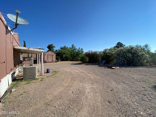 Building Photo - Nice Home in Wittmann