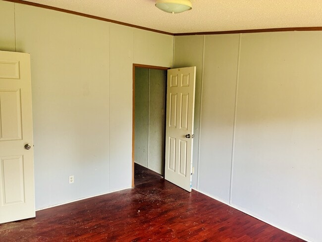 Building Photo - 4695 Co Rd 1488