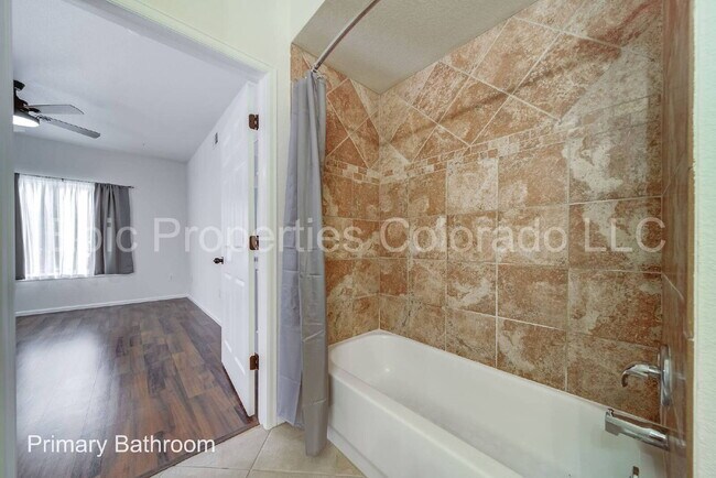 Building Photo - First Floor Corner 2 bed/2bath unit by Buckley SFB! Deeded Parking Right in Front!