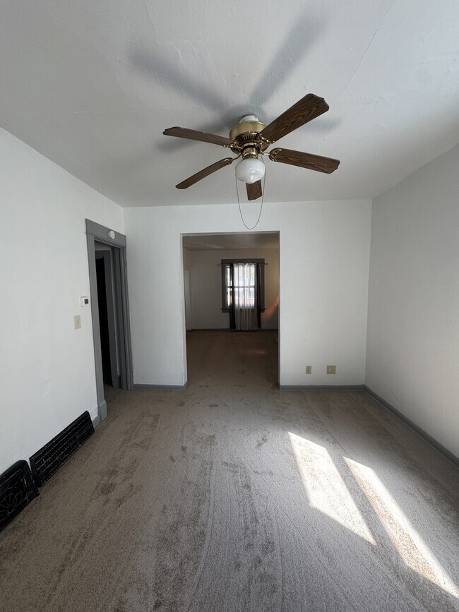 Building Photo - 1817 E Rusk Ave