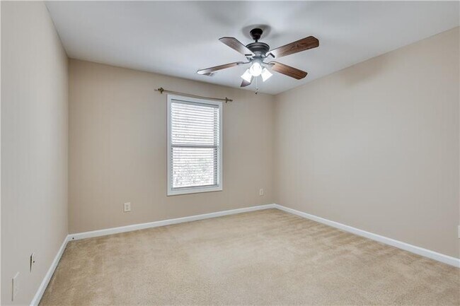 Building Photo - 2271 Oakland Downs Way
