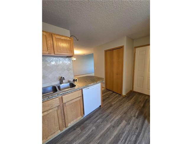 Building Photo - 8433 Annapolis Way