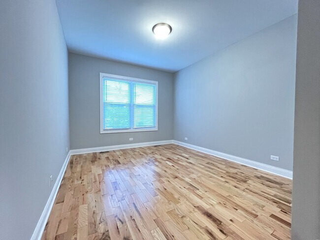 Building Photo - 724 Mallard Dr