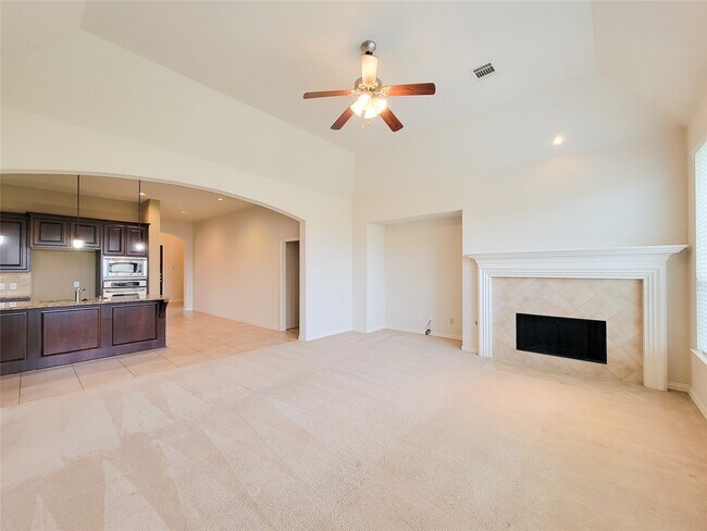 Building Photo - 2886 Tuscania Ln