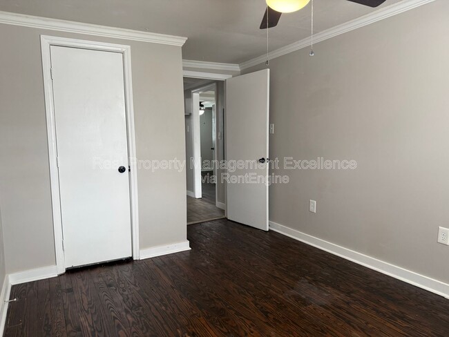 Building Photo - 308 New Rand Rd