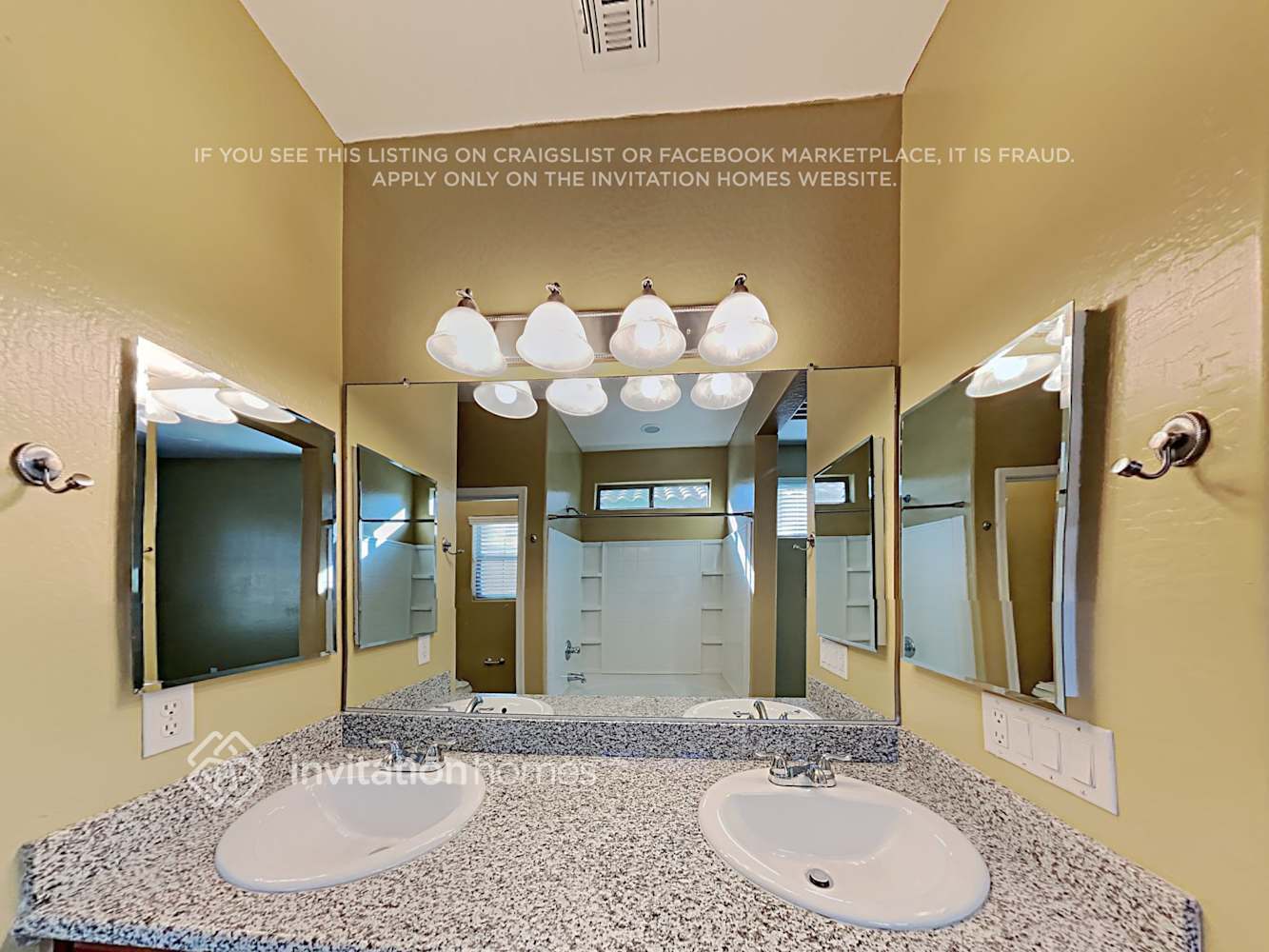 Building Photo - 21036 E Duncan St