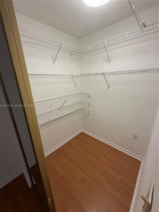 Building Photo - 14271 SW 107th Terrace