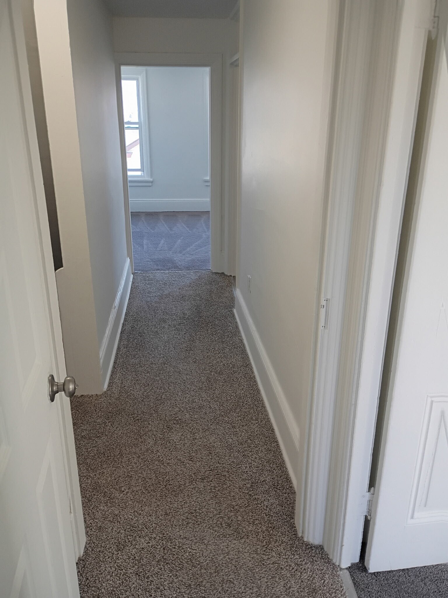 Building Photo - 308 Walnut Ave