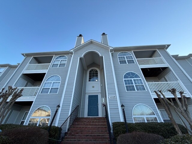 Building Photo - 5008 Lawndale Dr