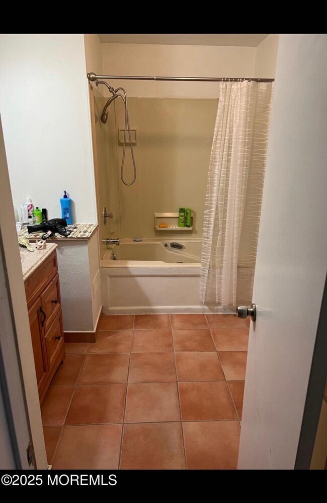 Building Photo - 1703 Melville St