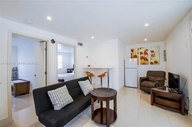 Building Photo - 227 NW 34th St