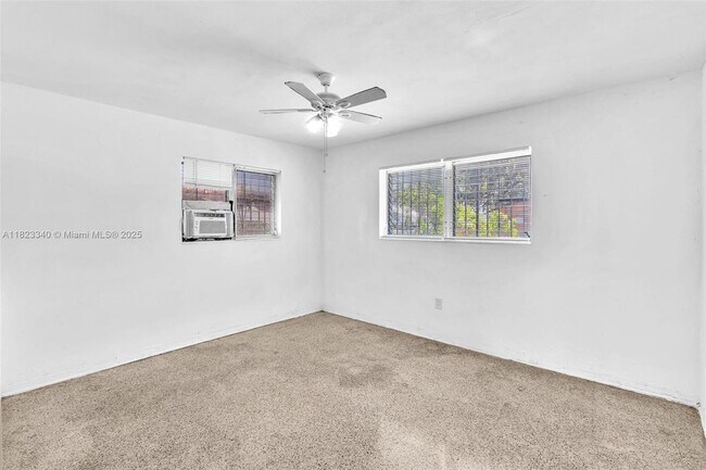 Building Photo - 5802 NE 3rd Ave