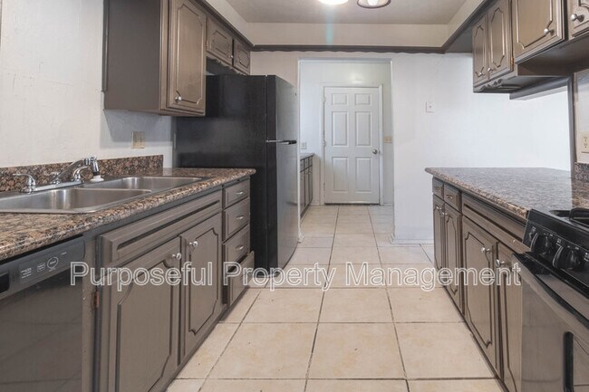 Building Photo - 1324 SW 61st Terrace