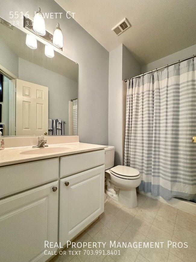 Building Photo - 5516 Jowett Ct