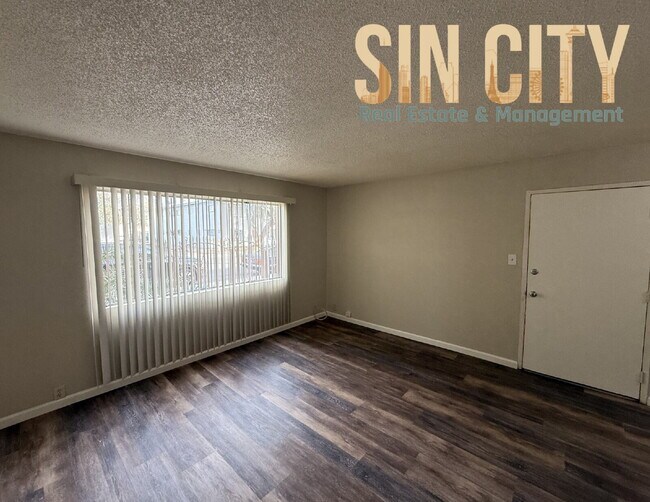 Building Photo - Discover Urban Comfort: Spacious 1-Bedroom Oasis at Lyn Capri