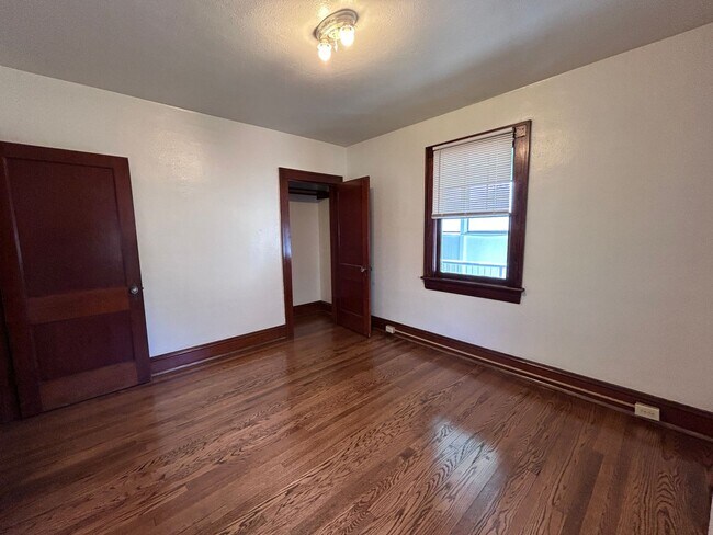 Building Photo - 2 Blocks from Grandin Village - Immaculate...