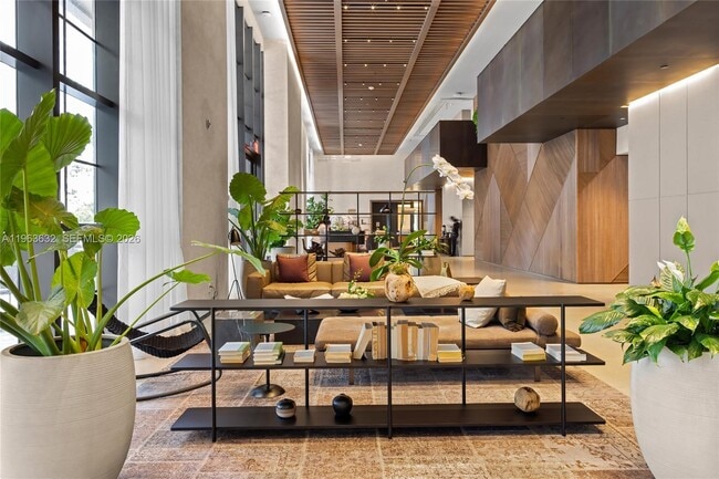 Building Photo - 159 NE 6th St