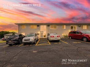 Building Photo - 211 Summit Ridge-Apt D