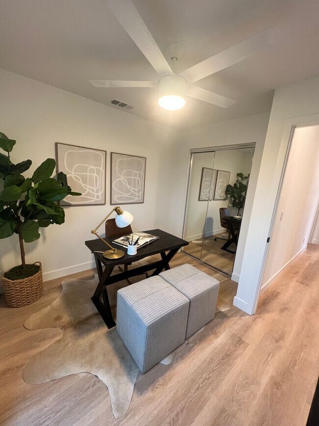 Building Photo - Remington