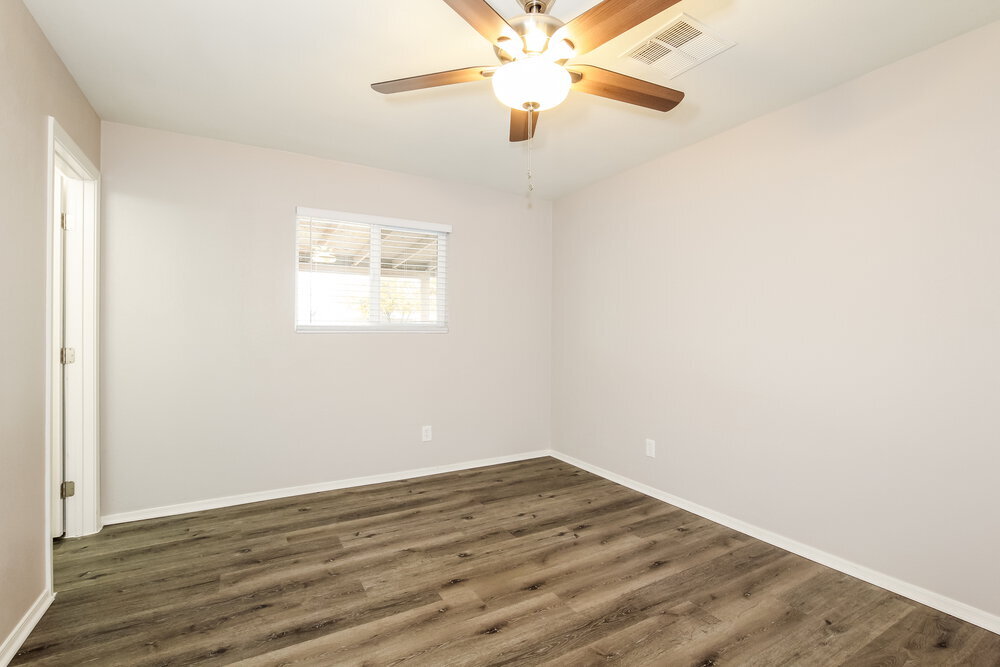 Building Photo - 5539 N 31st Dr
