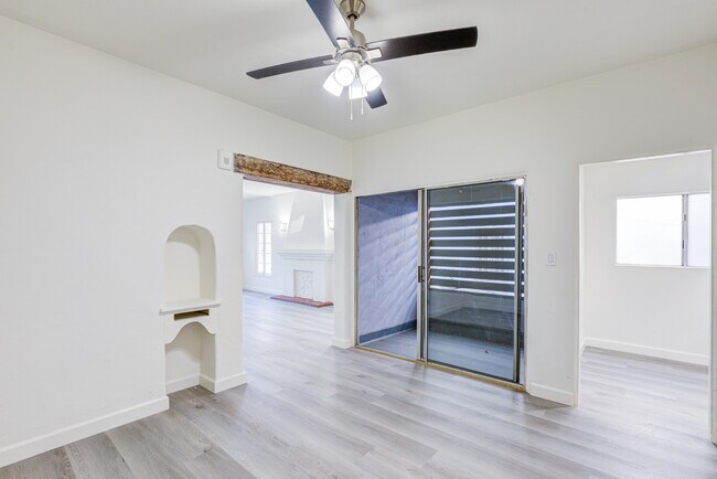 Building Photo - 6238 Orange St