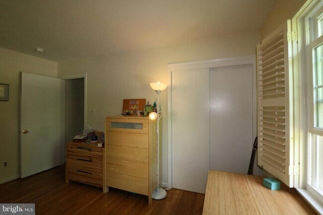Building Photo - 6703 Rannoch Rd