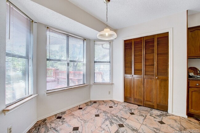 Building Photo - 5538 Timber Canyon St