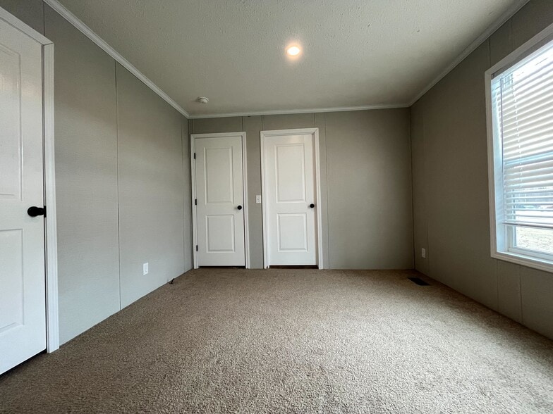 Building Photo - 1400 Georgia St