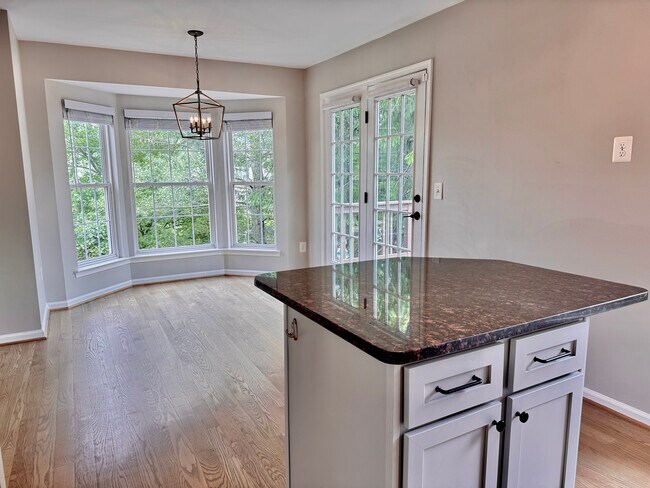 Building Photo - 44885 Grove Terrace