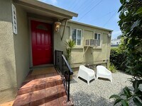 Building Photo - 2409 Hyperion Ave